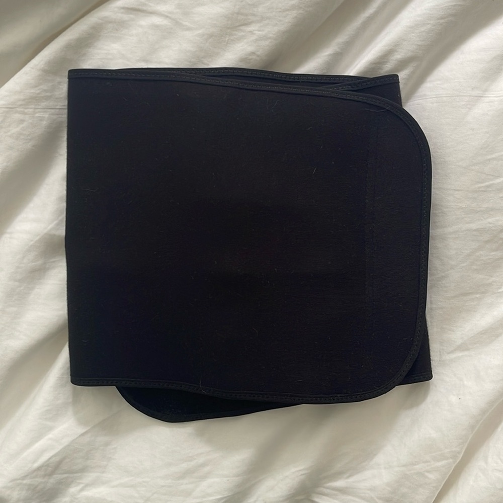 Small Belly Bandit - barely used